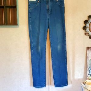 Mens Wrangler 34x34 I'm obviously me, if you want to bundle pls do, make offer